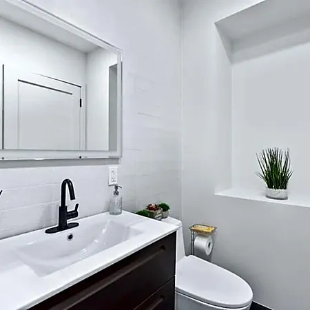Notch 2br 2ba Minutes To Park New York