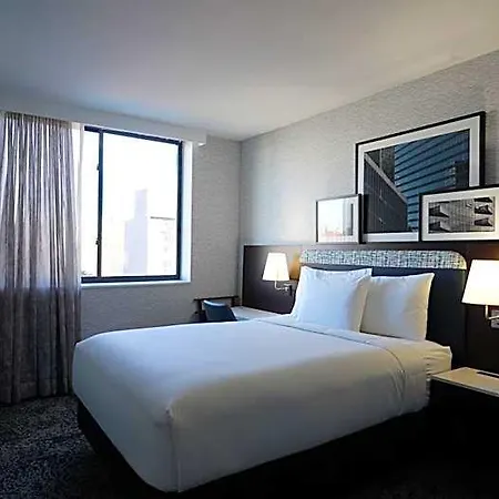 Hotel Doubletree By Hilton Long Island City, Ny