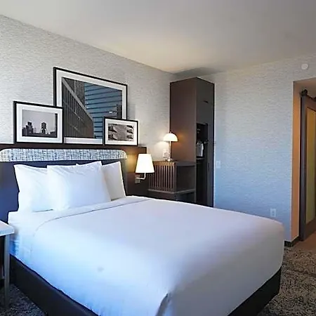 Doubletree By Hilton Long Island City, Ny