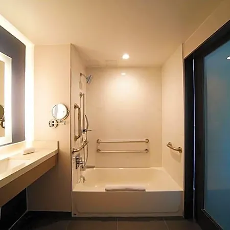 Doubletree By Hilton Long Island City, Ny Hotel 3*