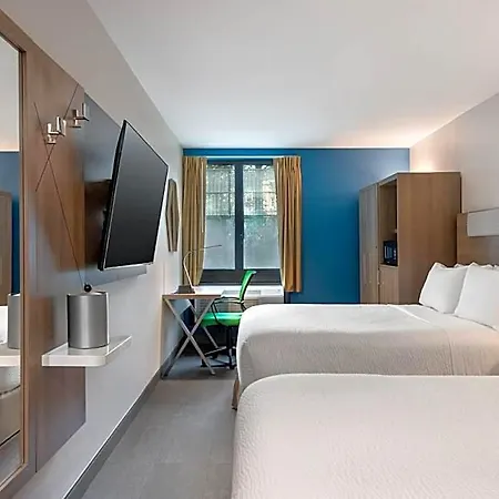 Express & Bronx - Barnabas Area By Ihg New York