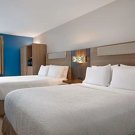 Express & Bronx - Barnabas Area By Ihg Hotel 2*