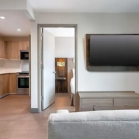 Express & Bronx - Barnabas Area By Ihg New York