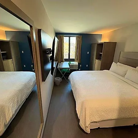 Hotel Express & Bronx - Barnabas Area By Ihg