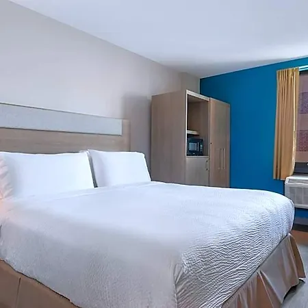 Express & Bronx - Barnabas Area By Ihg Hotel