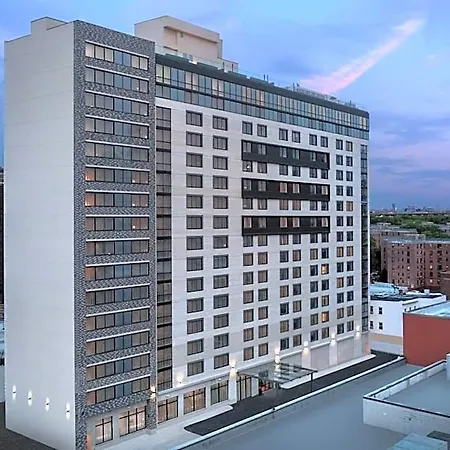 Springhill By Marriott Queens