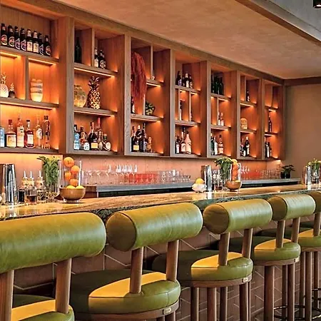Moxy Brooklyn Williamsburg