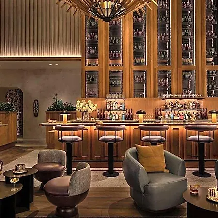 Moxy Brooklyn Williamsburg 3* New York