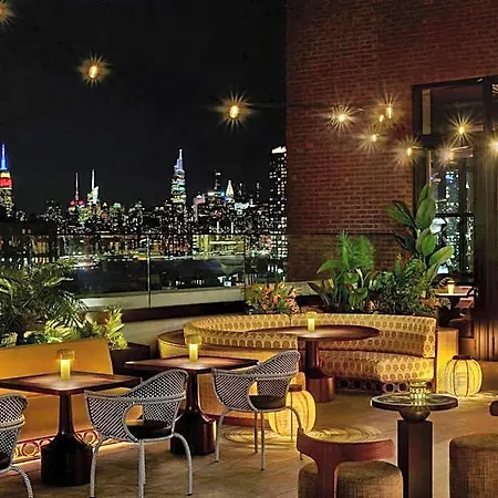 Moxy Brooklyn Williamsburg