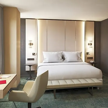 Nh Collection Madison Avenue Hotel 4*