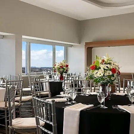 Crowne Plaza Jfk Airport City, An Ihg 4* New York