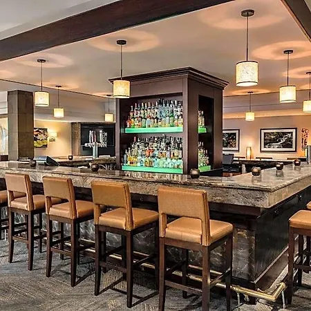 Hotel Doubletree By Hilton New York-laguardia New York