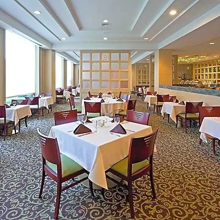 Doubletree By Hilton New York-laguardia Hotel New York