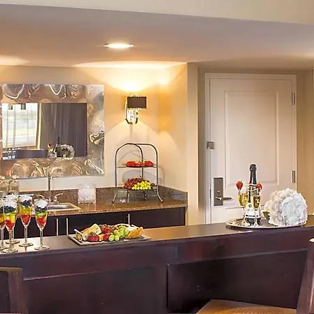 Doubletree By Hilton New York-laguardia Hotel New York