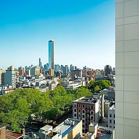 Moxy Nyc Lower East Side Hotel