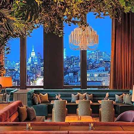 Moxy Nyc Lower East Side Hotel 3*