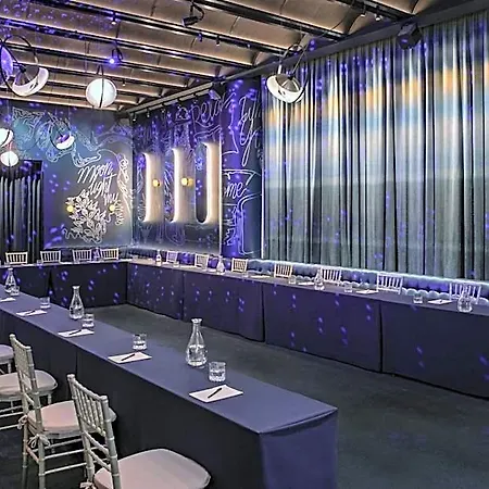 Hotel Moxy Nyc Lower East Side 3*
