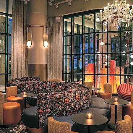 Moxy Nyc Lower East Side Hotel New York