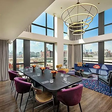 Moxy Nyc Lower East Side Hotel