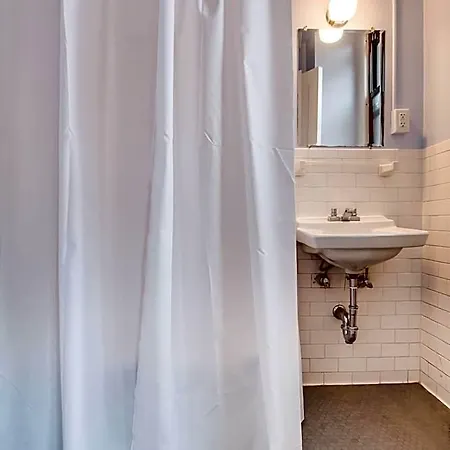 Leo House Hotel New York