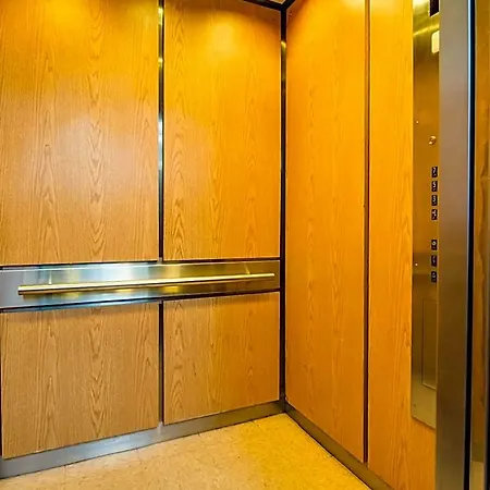 Hotel Leo House New York