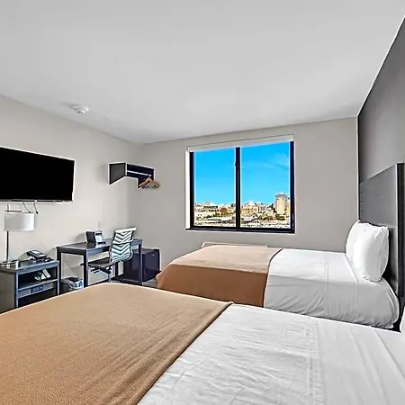 Hotel The - Long Island