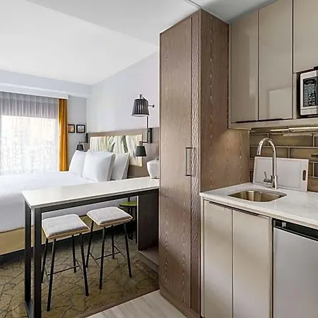 Towneplace By Marriott Manhattan/chelsea Hotel