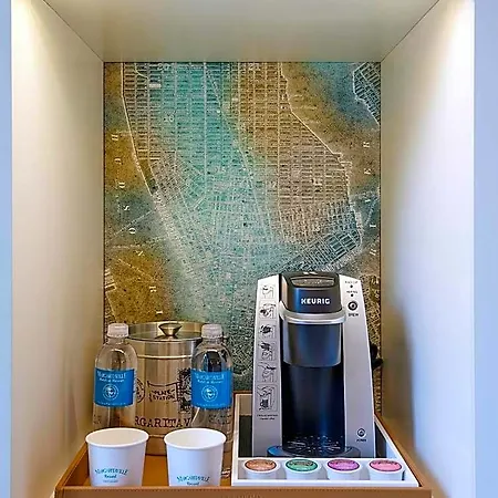 Margaritaville Times Square Hotel 4*