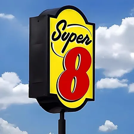 Super 8 By Wyndham Brooklyn Williamsburg New York