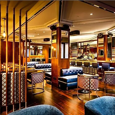 Beacon Hotel 4*