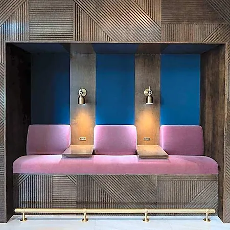Motto By Hilton Chelsea Hotel