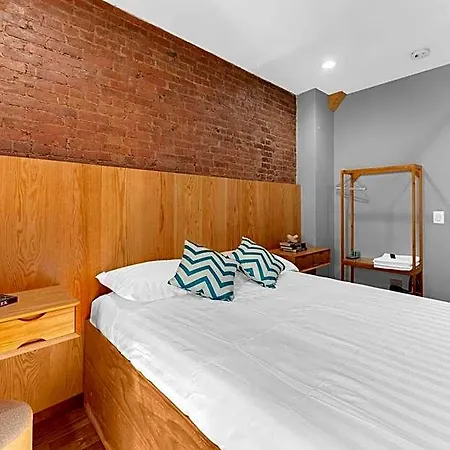 Morris (adults Only) 3* New York
