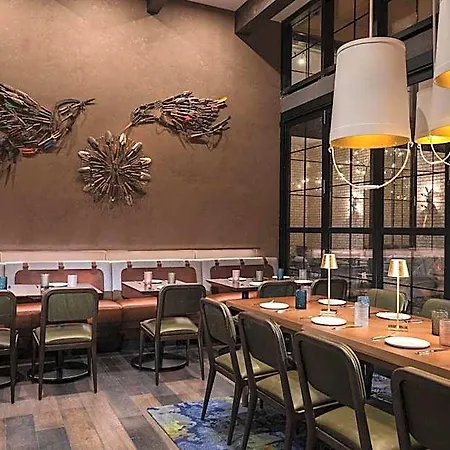 Renaissance Chelsea 4* New York