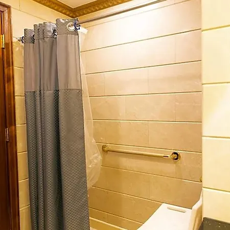 Hotel The Allen 4*