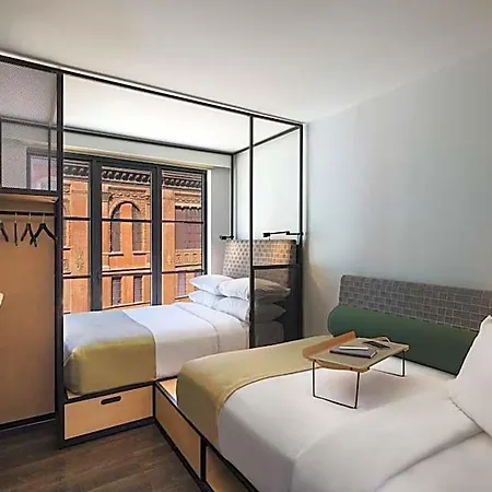 Moxy Nyc East Village Hotel New York