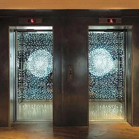 Moxy Nyc East Village Hotel New York