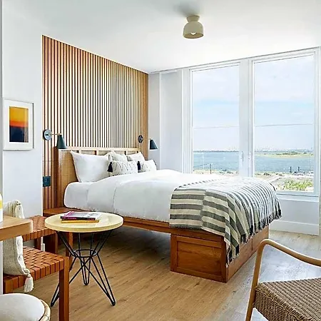 Hotel The Rockaway 4*