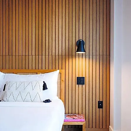 Hotel The Rockaway New York
