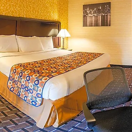 Elmhurst Hotel