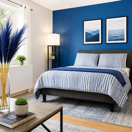 Time Square Apartment