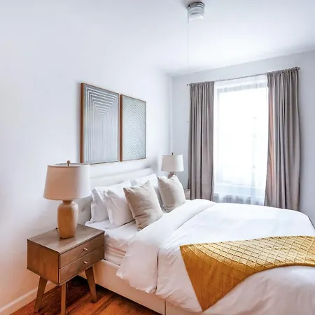 26-3b 1br Prime Gramercy Wd In Unit Courtyard Apartment