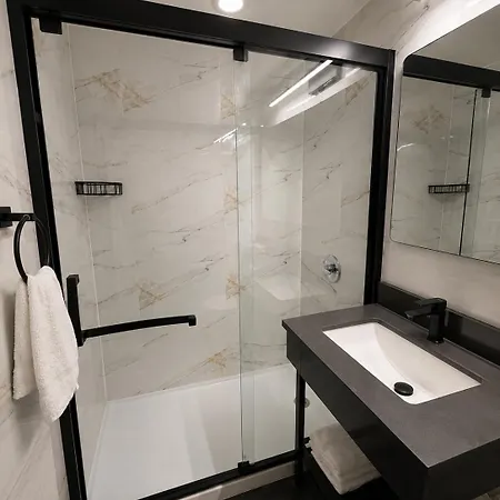 Hotel Tremont Bronx-grand Opening New York