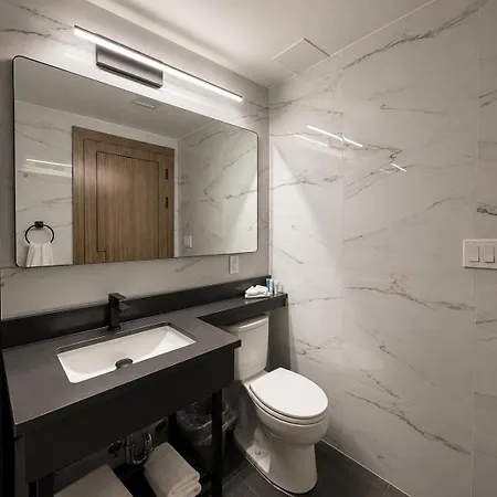 Hotel Tremont Bronx-grand Opening 3*