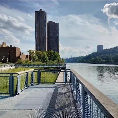 Lovely 2 Bedroom With 2 Entrance And Parking Apartment New York