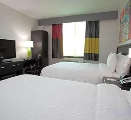 Fairfield & By Marriott Queens/queensboro Bridge Hotel 3*