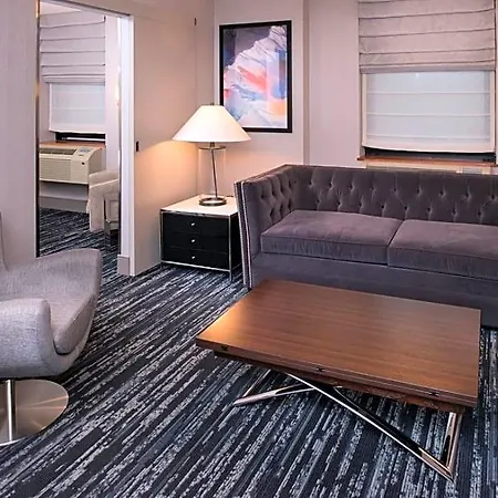 Fairfield By Marriott Manhattan Times Square