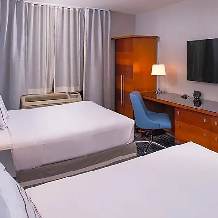 Hotel Fairfield By Marriott Manhattan Times Square