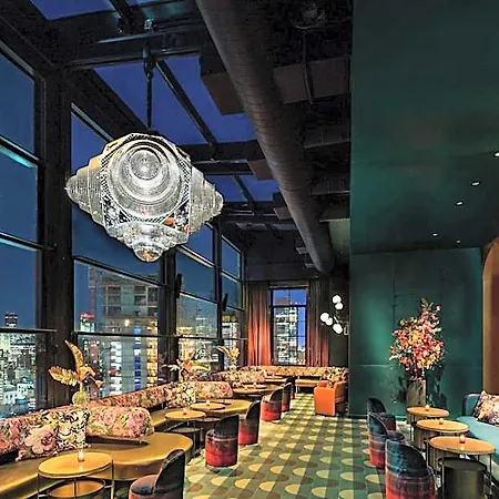 Moxy Nyc Chelsea Hotel