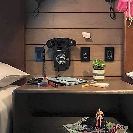 Moxy Nyc Downtown Hotel
