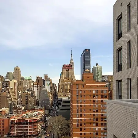 Four Points By Sheraton Manhattan Midtown West Hotel 4*